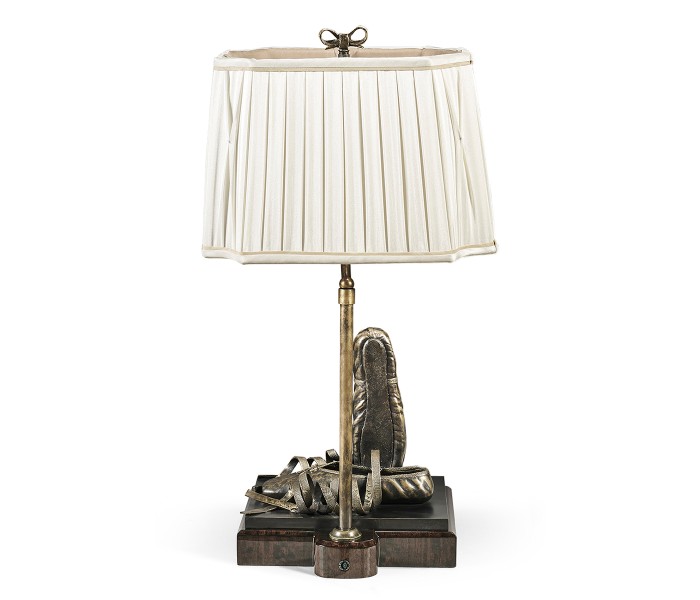 Ballet pointe shoes table lamp