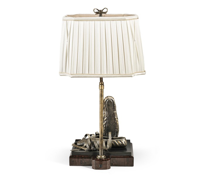Ballet pointe shoes table lamp