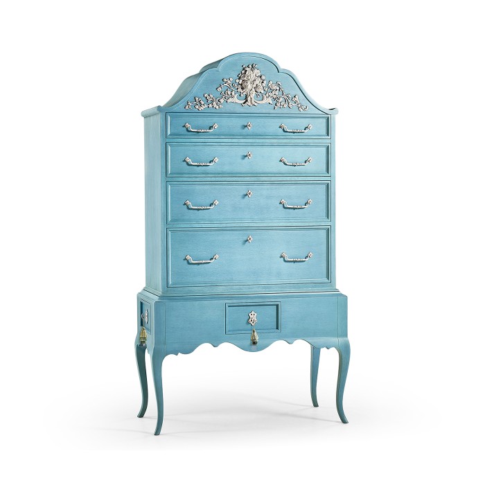 Cirrus Carved Tallboy