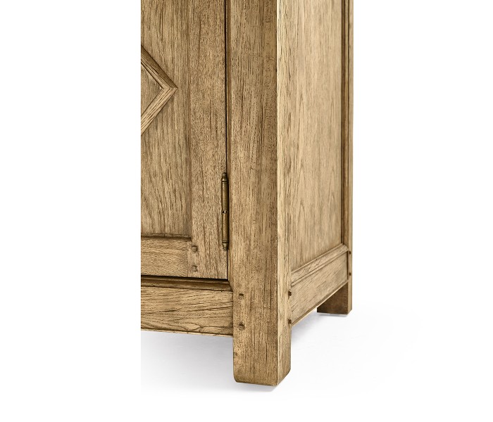 Eon Rustic French Server