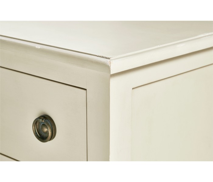 Petite Chest of Drawers