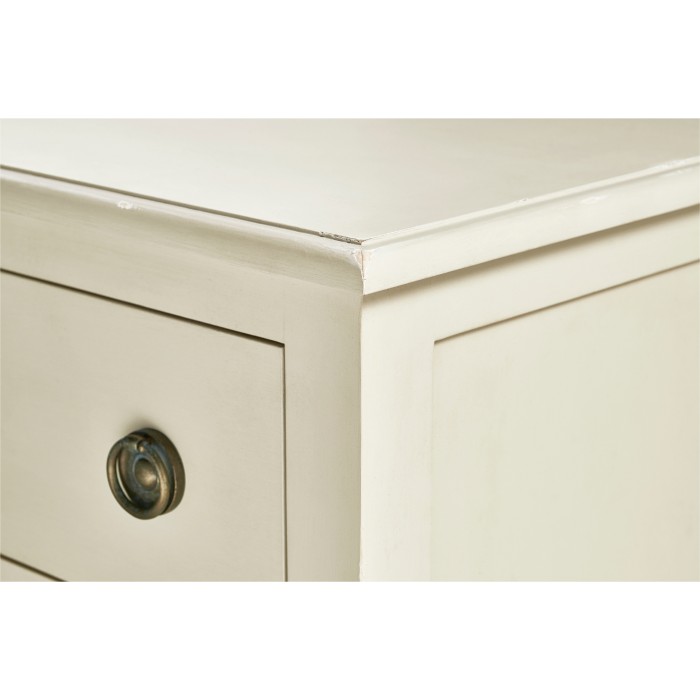 Petite Chest of Drawers
