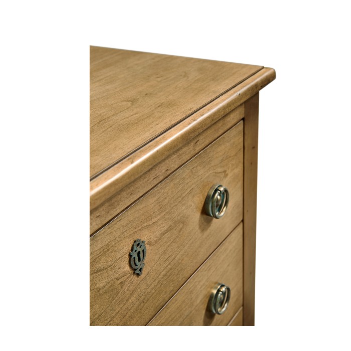 Petite Chest of Drawers
