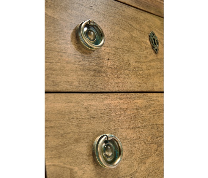 Petite Chest of Drawers