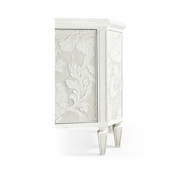Mammatus Entertainment Console