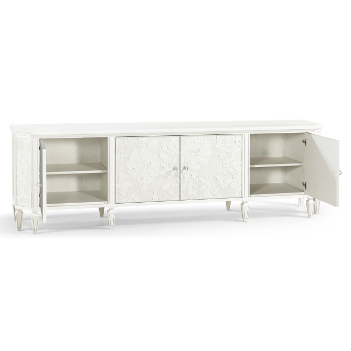 Mammatus Entertainment Console