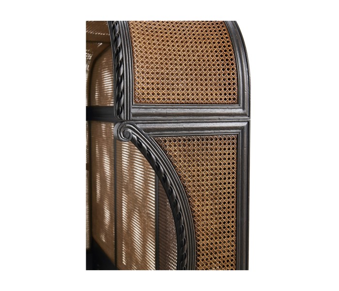 Tangiers King Shelter Bed