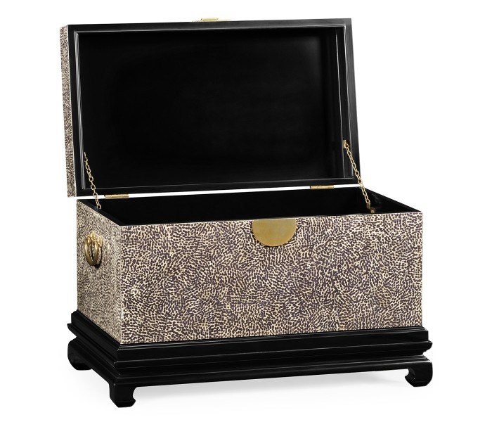 Violet Eggshell Trunk 