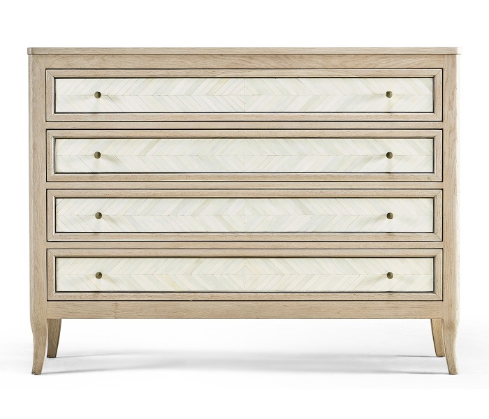 Berm Bachelors Chest