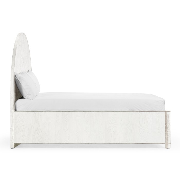 Mammatus Half Round Panel Bed