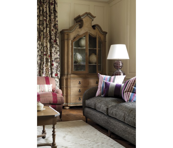 Ruthin Vintage Oak End Table