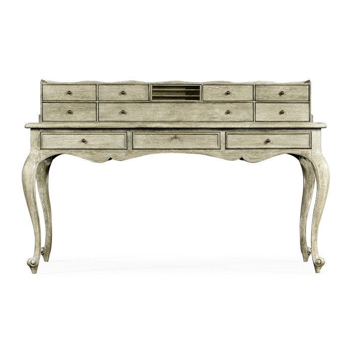 Arles Desk
